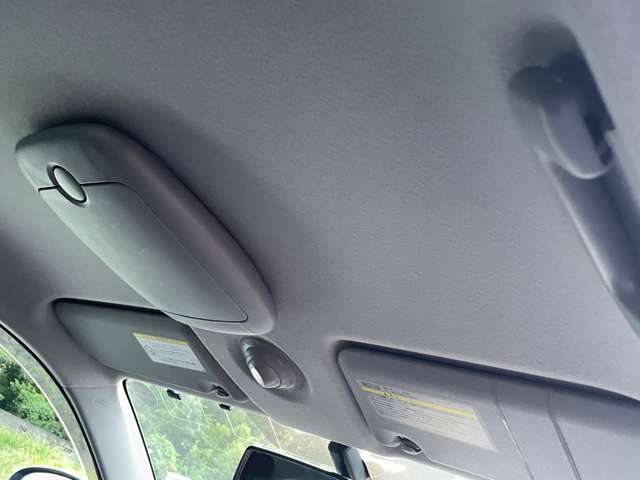 iQ 1.3 130G BT/Bカメラ/TVナビ/ETC/Sキ/1年保証 車検　（2年）付き
